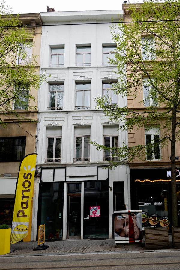 Luxury Suites Centrum By Rikas Hotels アントウェルペン エクステリア 写真
